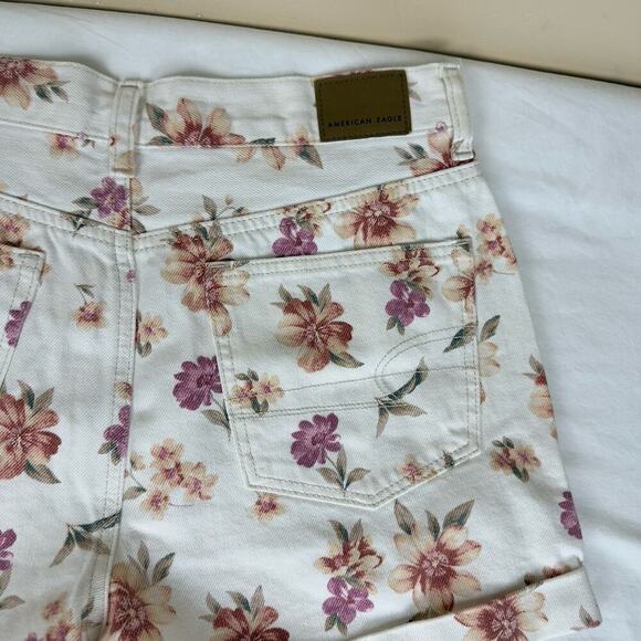 American Eagle Women’s High-Waisted Floral Denim Shorts Size 6 - Picture 7 of 13